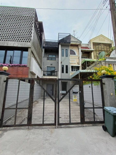 ขายโฮมออฟฟิศ3ชั้นย่านลาดพร้าวบางกะปิรามคำแหงซอยลาดพร้าว124ใกล้MRTมหาดไทยท่าเรือมหาดไทย