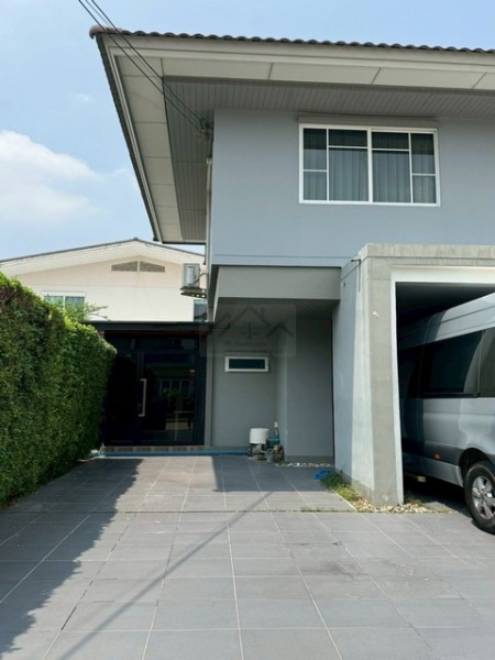 ให้เช่าบ้านเดี่ยว 2 ชั้น 100 ตรว. 4 ห้องนอน โครงการ ฮาบิเทีย เวนต์ ปัญญาอินทรา HABITIA VENT ใกล้ทางด่วน (จตุโชติ) พร้อมอ