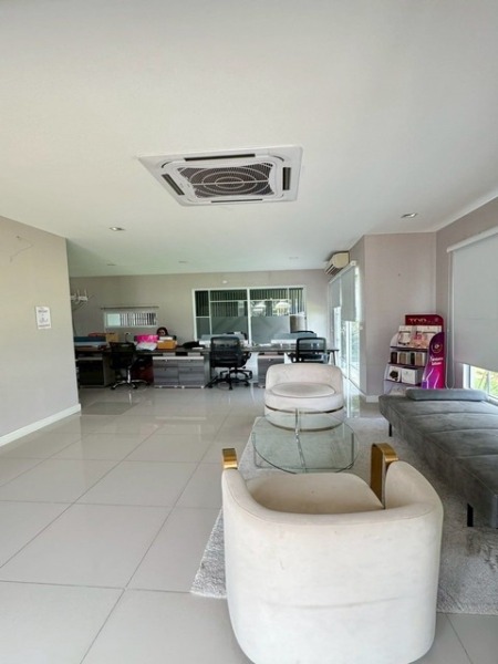 ให้เช่าบ้านเดี่ยว 2 ชั้น 100 ตรว. 4 ห้องนอน โครงการ ฮาบิเทีย เวนต์ ปัญญาอินทรา HABITIA VENT ใกล้ทางด่วน (จตุโชติ) พร้อมอ