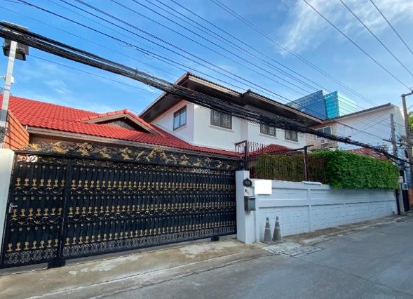ให้เช่าบ้านเดี่ยว 2 ชั้น ซอยอารีย์สัมพันธ์ 6 ถนนพหลโยธิน 5 ใกล้ BTS อารีย์