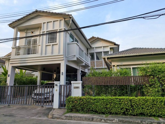 ให้เช่าบ้านเดี่ยว 2 ชั้น หมู่บ้านมัณฑนา กรุงเทพกรีฑา 7 เหมาะพักอาศัย ใกล้เดอะมอลล์บางกะปิ