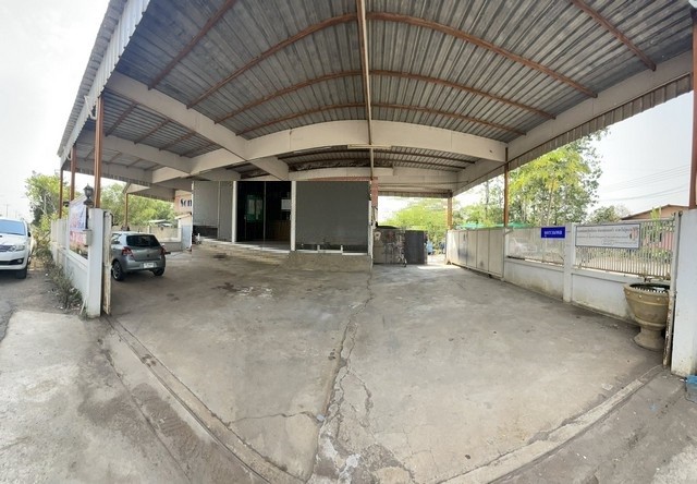 ให้เช่าโกดัง และสำนักงาน 1,000 ตารางเมตร มีบ้านพักคนงาน 3 ห้อง ตำบล คลองควาย อำเภอสามโคก