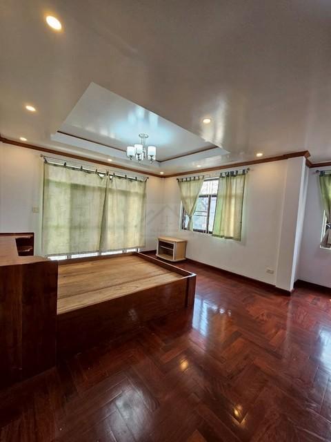 ให้เช่าบ้านเดี่ยว 3 ชั้น 111 ตรว. ซ.ลาดพร้าว 93 ใกล้รถไฟฟ้า สถานีมหาดไท ( จดทะเบียนได้ )