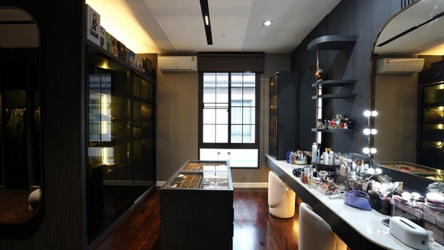 ขายบ้านเดี่ยวพร้อมอยู่ โครงการ the grand pinklao ขนาด 121 ตรว. 475 ตรม. แต่งครบทุกห้อง พร้อมเฟอร์นิเจอร์