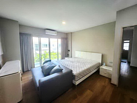 [ให้เช่า] FOR RENT LIFE BANGKOK BOULEVARD PINKLAO – PETCHKASEM / 3 bedrooms 3 bathrooms / 65 Sqw. 180 Sqm. **30,000** CLOSE TO PHUTTHAMONTHON BUDDHA