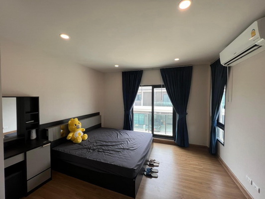 [ให้เช่า] FOR RENT CENTRO BANGYAI / 4 bedrooms 5 bathrooms / 52 Sqw. 180 Sqm. **32,000** CLOSE TO CENTRAL PLAZA WESTGATE
