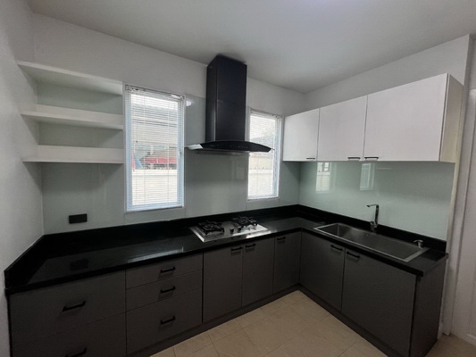 [ให้เช่า] FOR RENT BLUE LAGOON BANGNA – WONGWAEN / 3 bedrooms 4 bathrooms / 77 Sqw. 200 Sqm. **75,000** CLOSE TO RAMKHAMHAENG 2 UNIVERSITY