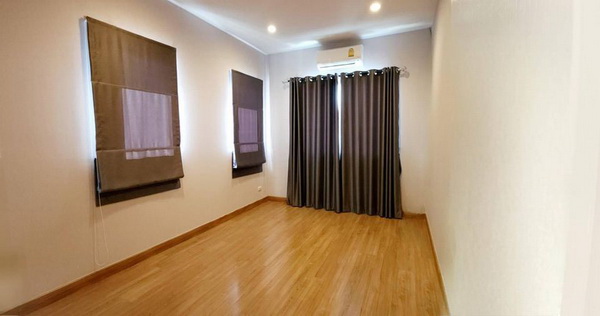 [ให้เช่า] FOR RENT CENTRO SUKSAWAT – RAMA 3 / 3 bedrooms 3 bathrooms / 64 Sqw. 150 Sqm. **30,000** CLOSE TO KING MONGKUT’S UNIVERSITY OF TECHNOLOGY THONBURI