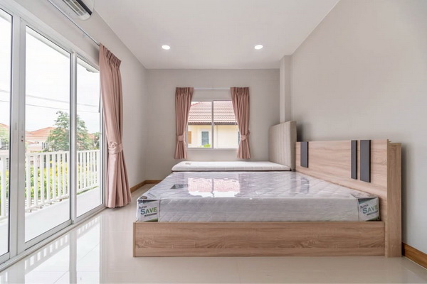 [ให้เช่า] FOR RENT LALIL IN THE PARK WATCHARAPOL – PHAHONYOTHIN / 4 bedrooms 3 bathrooms / 122 Sqw. 250 Sqm. **59,000** CLOSE TO CHALONG RAT EXPRESSWAY