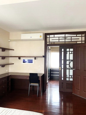 [ให้เช่า] FOR RENT SETTHASIRI PRACHACHUEN RESIDENCE 1 / 4 bedrooms 3 bathrooms / 57 Sqw. 182 Sqm. **39,900** CLOSE TO THE MALL NGAMWONGWAN