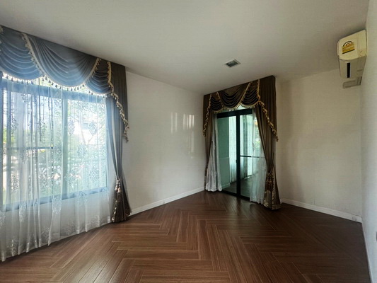[ให้เช่า] FOR RENT MANTANA KALAPAPHRUEK – WONGWAEN / 4 bedrooms 3 bathrooms / 75 Sqw. 220 Sqm. **65,000** JUST 10 MIN FROM THE MALL BANGKAE