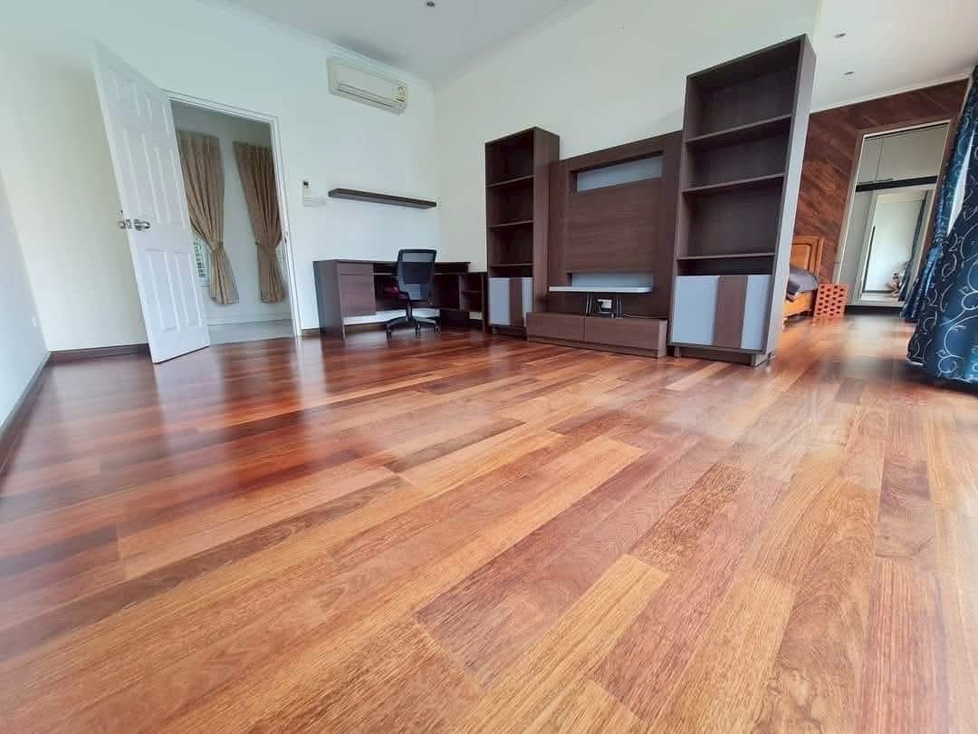 ให้เช่า(FOR RENT) บ้านหรูสุดคลาสสิคพร้อมสระว่ายน้ำ หมู่บ้านสินทวี บ้านฉาง ระยอง