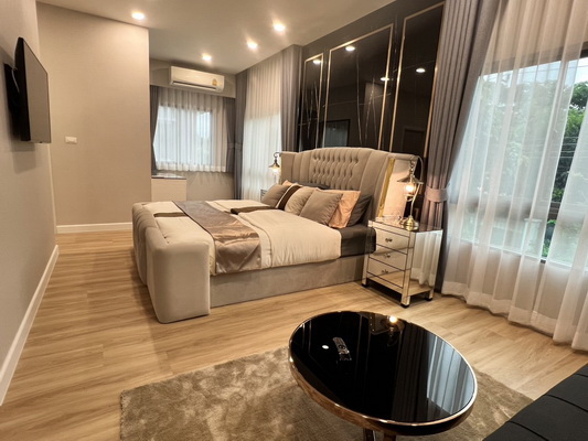 [ให้เช่า] FOR RENT PERFECT PLACE CHAENGWATTANA 2 / 4 bedrooms 5 bathrooms / 68 Sqw. 225 Sqm. **100,000** JUST 5 MIN FROM SISB SCHOOL NONTHABURI