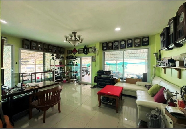 ขายบ้านเดี่ยว ซอยเลียบคลองโยง พุทธมณฑล นครปฐม เนื้อที่ 216 ตร.ว. บ้านสวย ร่มรื่น น่าอยู่