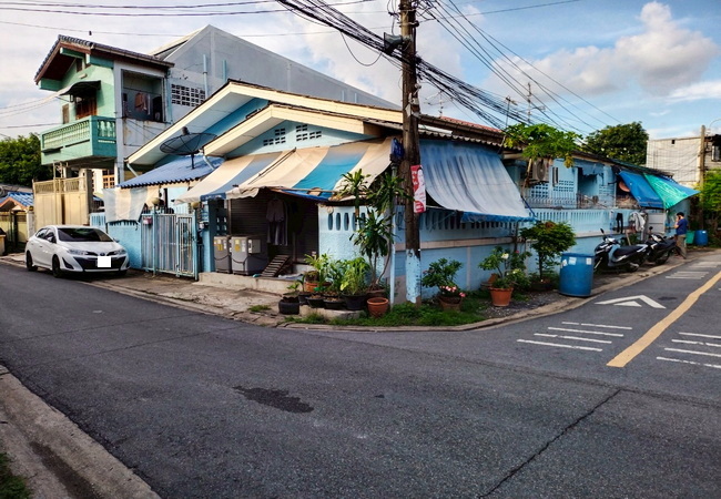 ขายกิจการห้องเช่า ถนนเสรีไทย ซอย 9 เนื้อที่ 78 ตร.ว. 10 ห้องนอน 10 ห้องน้ำ