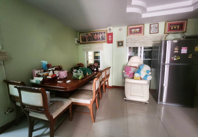 ขายทาวน์เฮ้าส์ หมู่บ้านบัวทองธานี 9 เนื้อที่ 21.5 ตร.ว. แต่งสวย พร้อมอยู่