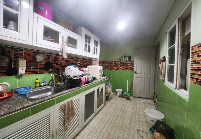 ขายทาวน์เฮ้าส์ หมู่บ้านบัวทองธานี 9 เนื้อที่ 21.5 ตร.ว. แต่งสวย พร้อมอยู่