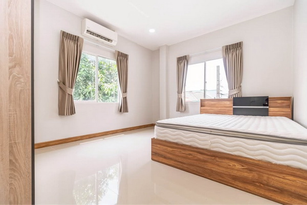 [ให้เช่า] FOR RENT LALIL IN THE PARK WATCHARAPOL – PHAHONYOTHIN / 4 bedrooms 3 bathrooms / 122 Sqw. 250 Sqm. **59,000** CLOSE TO CHALONG RAT EXPRESSWAY
