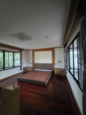 [ให้เช่า] FOR RENT DETACHED HOUSE MRT SUTTHISAN / 3 bedrooms 3 bathrooms / 89 Sqw. 250 Sqm. **60,000** JUST 10 MIN FROM MRT SUTTHISAN