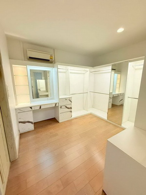 [ให้เช่า] FOR RENT I-NINE PHAHONYOTHIN / 3 bedrooms 6 bathrooms / 50 Sqw. 300 Sqm. **89,000** CLOSE SKYTRAIN BTS SAPHAN KWAI