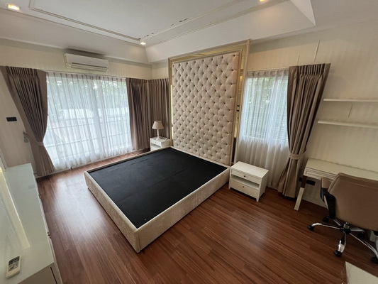 [ให้เช่า] FOR RENT CHAIYAPHRUEK RAMINTRA – WONGWAEN 2 / 3 bedrooms 3 bathrooms / 80 Sqw. 200 Sqm. **35,000** CLOSE TO SAFARI WORLD