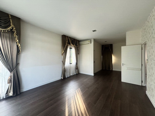 [ให้เช่า] FOR RENT MANTANA KALAPAPHRUEK – WONGWAEN / 4 bedrooms 3 bathrooms / 75 Sqw. 220 Sqm. **65,000** JUST 10 MIN FROM THE MALL BANGKAE