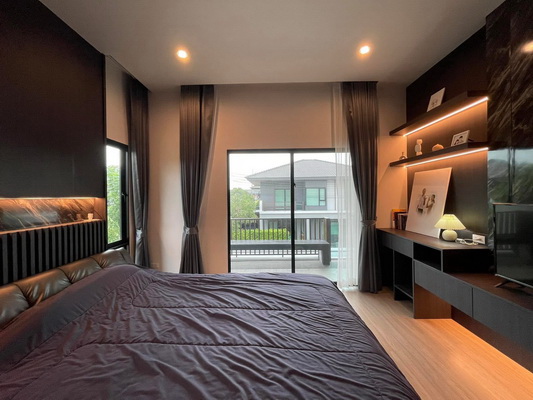 [ให้เช่า] FOR RENT SARANSIRI RANGSIT / 4 bedrooms 5 bathrooms / 69 Sqw. 250 Sqm. **60,000**
