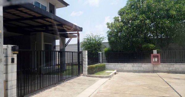 [ให้เช่า] FOR RENT CENTRO SUKSAWAT – RAMA 3 / 3 bedrooms 3 bathrooms / 64 Sqw. 150 Sqm. **30,000** CLOSE TO KING MONGKUT’S UNIVERSITY OF TECHNOLOGY THONBURI
