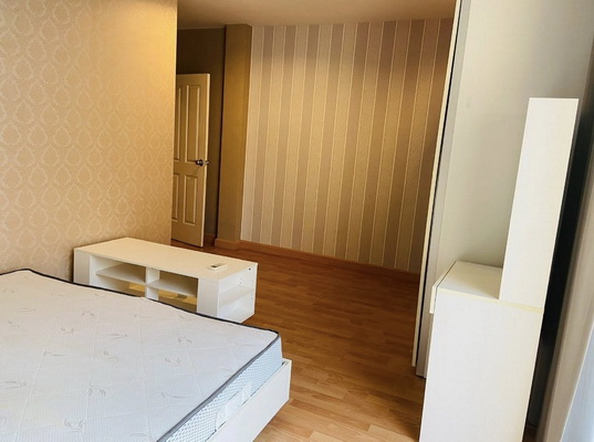 [ให้เช่า] FOR RENT BAAN KLANG MUANG URBANION KASET – NAWAMIN 2 / 3 bedrooms 3 bathrooms / 20 Sqw. 165 Sqm. **25,000** CLOSE TO THE JAS RAMINTRA