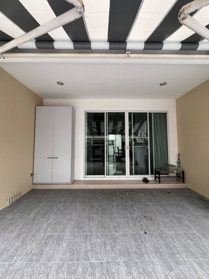 [ให้เช่า] FOR RENT BAAN KLANG MUANG S-SENSE SRINAKARIN / 3 bedrooms 3 bathrooms / 22 Sqw. 168 Sqm. **29,000** CLOSE TO PARADISE PARK SRINAKARIN