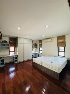[ให้เช่า] FOR RENT DETACHED HOUSE MRT SUTTHISAN / 3 bedrooms 3 bathrooms / 89 Sqw. 250 Sqm. **60,000** JUST 10 MIN FROM MRT SUTTHISAN