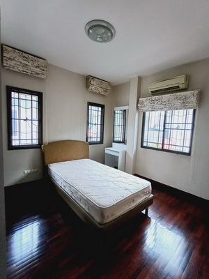 [ให้เช่า] FOR RENT SETTHASIRI PRACHACHUEN RESIDENCE 1 / 4 bedrooms 3 bathrooms / 57 Sqw. 182 Sqm. **39,900** CLOSE TO THE MALL NGAMWONGWAN
