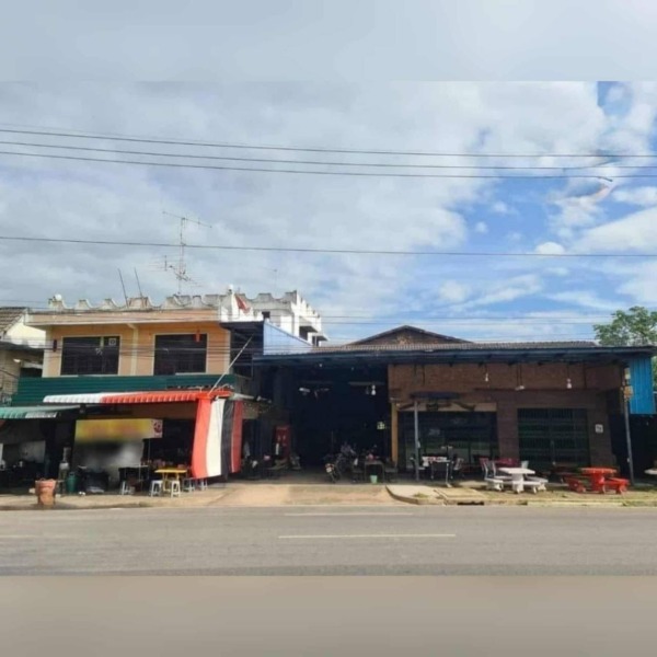 ขายถูกมาก!! บ้านพร้อมสิ่งปลูกสร้าง 1 ไร่ ทำเลทอง ติดถนนพหลโยธิน อ.ตาคลี จ.นครสวรรค์ ข้างโลตัส เยื้องบิ๊กซี ตาคลี