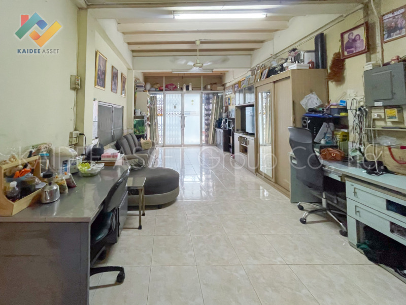 ตึกแถว ถนน จันทน์ 43 แยก 18-2 ซอย เจริญราษฎร์ 5 สาธุประดิษฐ์