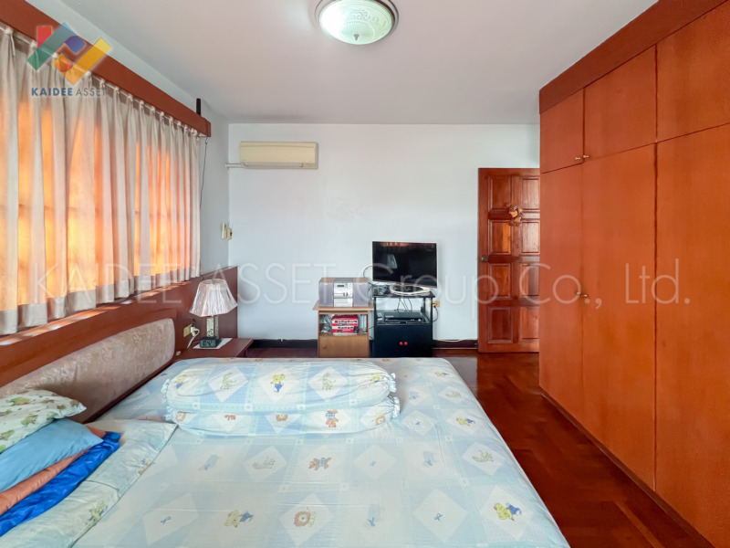 หมู่บ้าน ชื่นกมลนิเวศน์ 5 บ้านเดี่ยว ซอย รามอินทรา 60