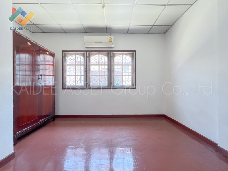 หมู่บ้านไพโรจน์ | ทาวน์เฮ้าส์ ซอย บางนา-ตราด 27 ติดห้าง!