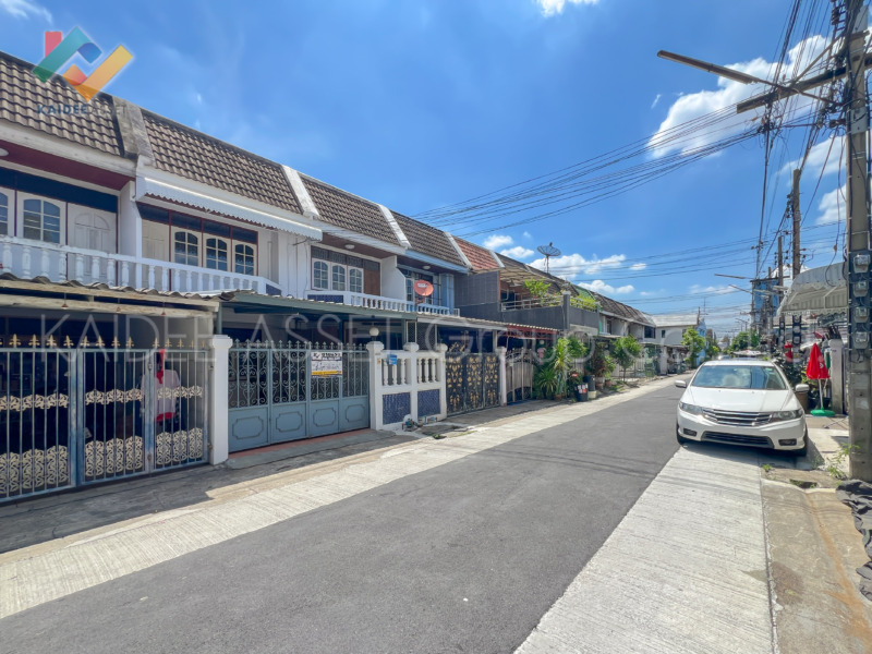 หมู่บ้านไพโรจน์ | ทาวน์เฮ้าส์ ซอย บางนา-ตราด 27 ติดห้าง!