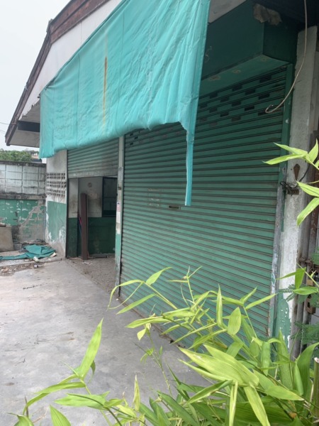 VLM 939  ขายที่ดิน ถนนนนทรี แขวงช่องนนทรี เขตยานนาวา ทิศตะวันตก  เนื้อที่ 77 ตารางวา