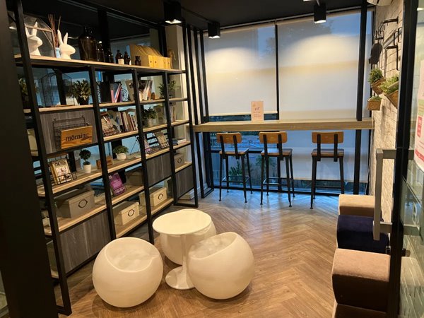 ขายคอนโด B-Loft Sukhumvit 115 รีโนเวทใหม่ พร้อมอยู่ 26 ตรม. 1 ห้องนอน 1 ห้องน้ำ ห่าง BTS ปู่เจ้า 500 ม. โทร 089-686-5507