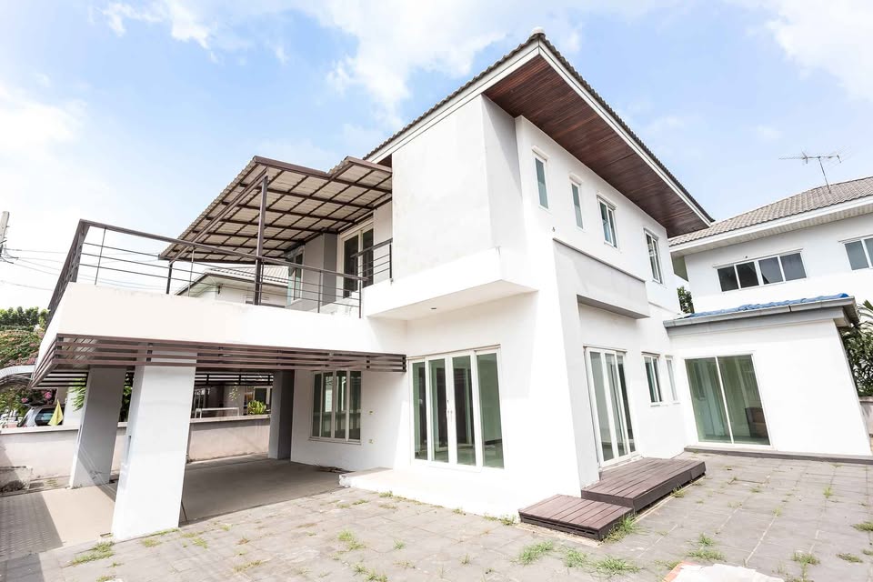 บ้านเดี่ยว ให้เช่า หมู่บ้าน จิรทิพย์ วัชรพล สุขาภิบาล 5