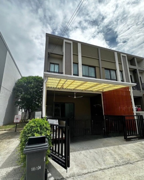 บ้านว่างให้เช่า บางกะดี โครงการ วี คอมพาวด์ ติวานนท์-รังสิต หลังริม