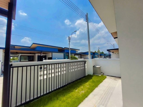 บ้านสวยพร้อมอยู่ เริ่ม 2.xxล้าน! บ้านเเฝด 2 นอน ถนนกว้าง 8 เมตร ถนนไม่ตัน เข้าซอยไหนก็ได้ เเละมาพร้อมกับเลขที่มงคล 999