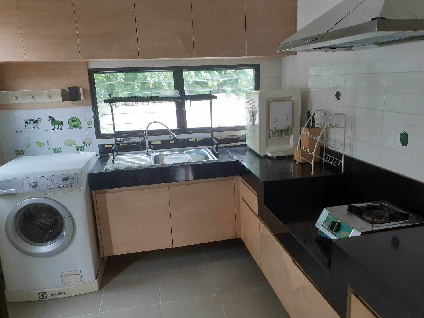 บ้านเดี่ยว ให้เช่า  สายไหม มบ.มัณฑนา เลค วัชรพล บ้านพร้อมเฟอร์นิเจอร์
