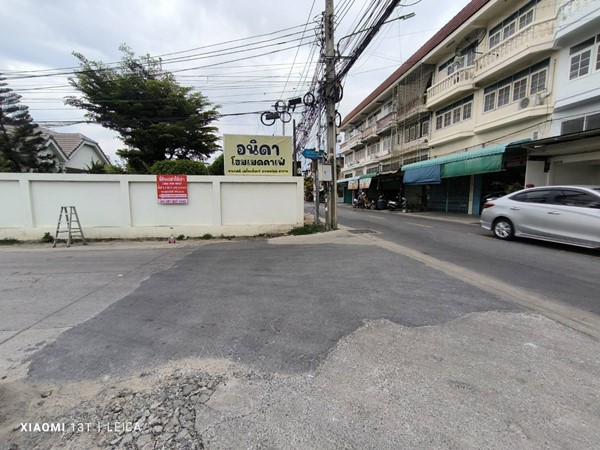 ให้เช่า ที่ดิน 340 ตรว. พระประแดง จ.สมุทรปราการ เดินทางสะดวกใกล้ทางด่วน โทร 0878033432