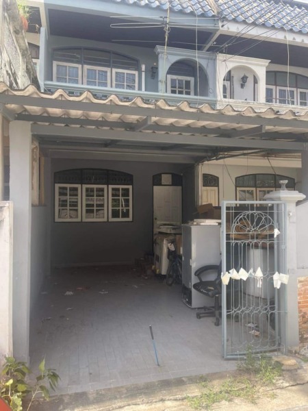 ขายบ้านเดียว 2 ชั้น หมู่บ้านแกรนวิลเลจ ติดสถานีรถไฟฟ้า ลาดพร้าว71