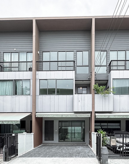 ขายทาวน์โฮม 3 ชั้น บ้านกลางเมือง พระราม 9 – กรุงเทพกรีฑา(ตัดใหม่) ถนนกาญจนาภิเษก สะพานสูง กทม.