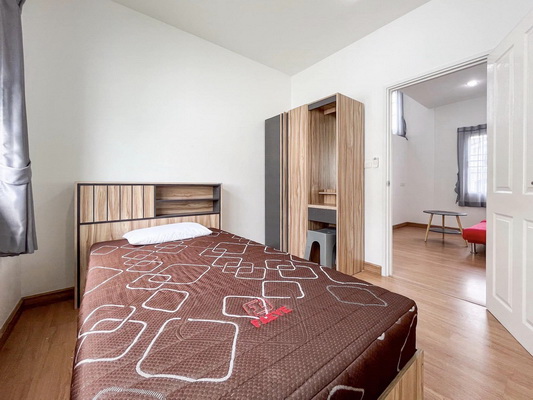 [ให้เช่า] FOR RENT GOLDEN NEO SATHORN / 3 bedrooms 3 bathrooms / 42 Sqw. 165 Sqm. **65,000** JUST 10 MIN FROM BTS WUTTAKAT