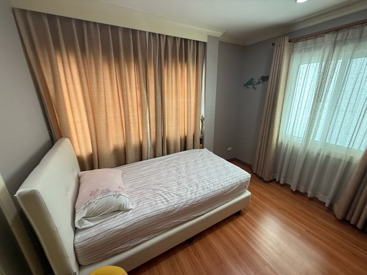 [ให้เช่า] FOR RENT KRISADA LAGOON PINKLAO – RAMA 5 / 3 bedrooms 2 bathrooms / 65 Sqw. 180 Sqm. **32,000** CLOSE TO CENTRAL PLAZA WESTGATE