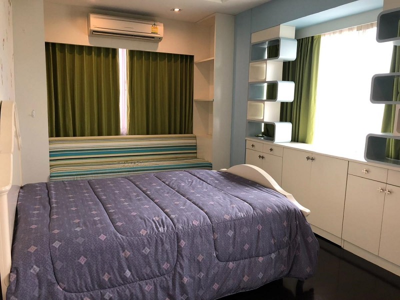 ขายบ้านเดี่ยวหลังริม 3ชั้น นราสิริ ไฮด์อเวย์ NARASIRI HIDEAWAY ซอยโยธินพัฒนา3 ถนนนวมินทร์111 กทม.