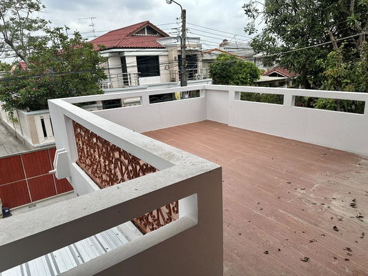 [ให้เช่า] FOR RENT DETACHED HOUSE SUKHUMVIT 101/1 / 4 bedrooms 2 bathrooms / 80 Sqw. 240 Sqm. **55,000** CLOSE TO TRUE DIGITAL PARK SUKHUMVIT